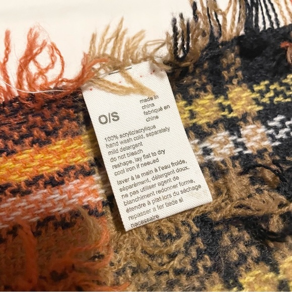 Plaid Fringe Scarf 56” x 52” - Picture 9 of 9